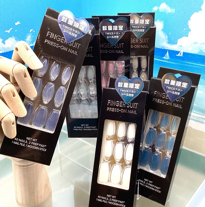 FINGER SUIT PRESS-ON NAIL (フィンガースーツ)