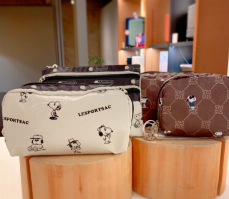 LeSportsac(レスポートサック)